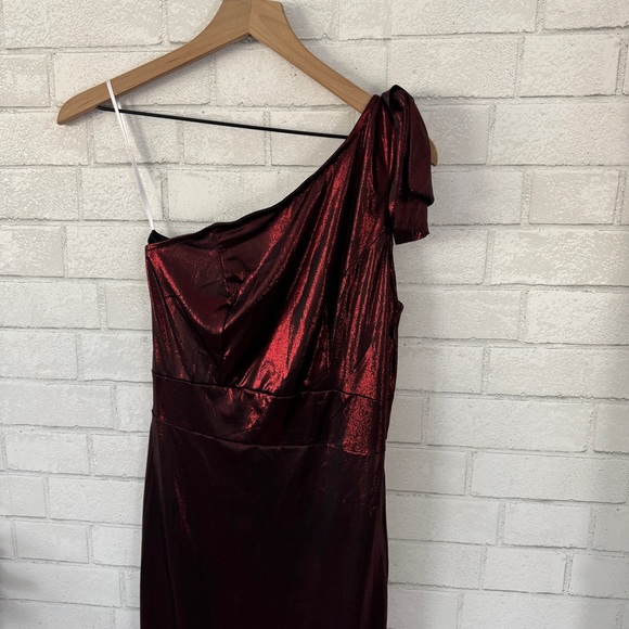 JASAMBAC Red & Black Shimmer One Shoulder Dress - Picture 3 of 8